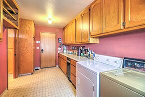 Spacious Kelseyville Home w/ Large Lakefront Deck!