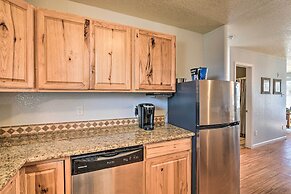 Surfside Beach Getaway: Walk to Shore & Dining