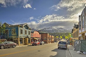 Lakefront Dillon Gem w/ Balcony: 6 Mi to Keystone