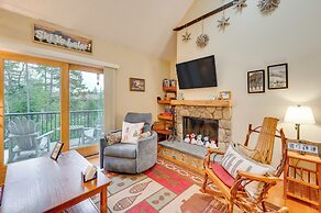 Cozy Bretton Woods Ski-in/ski-out Condo w/ Deck!