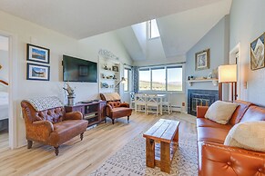 Ski-in/out Granby Condo w/ Mtn Views + Balcony!