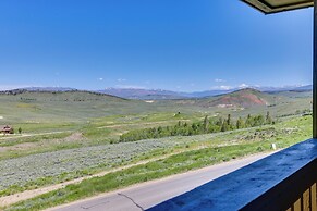 Ski-in/out Granby Condo w/ Mtn Views + Balcony!