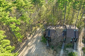 Half Mile to Ski Slopes: Conway Condo w/ Hot Tub!