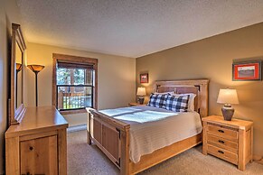 Walk to Main St: Ski-in/out Abode in Breckenridge!