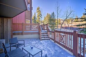 Walk to Main St: Ski-in/out Abode in Breckenridge!