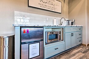 Dreamy Angel Fire Studio < 2 Mi to Ski Resort!