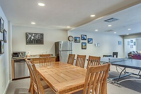Remodeled Vail Condo w/ Hot Tub Access!