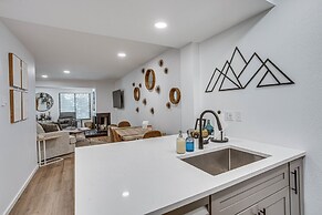 Remodeled Vail Condo w/ Hot Tub Access!
