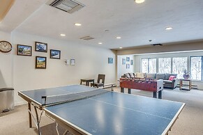 Remodeled Vail Condo w/ Hot Tub Access!