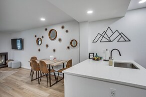 Remodeled Vail Condo w/ Hot Tub Access!
