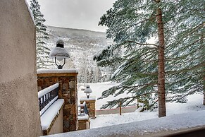 Remodeled Vail Condo w/ Hot Tub Access!