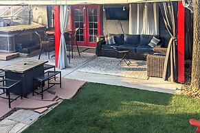 2 Mi to Dtwn: Home w/ Hot Tub in Denver!