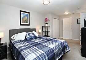 2 Mi to Dtwn: Home w/ Hot Tub in Denver!