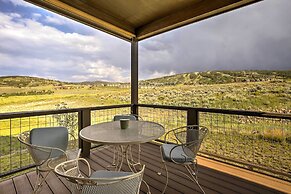 Patio, Fire Pit, & Ski Mountain View: Granby Home