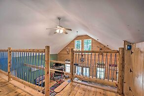 Cabin-inspired Home < 12 Mi to Sugarloaf Mtn!
