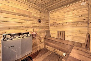 Cabin-inspired Home < 12 Mi to Sugarloaf Mtn!