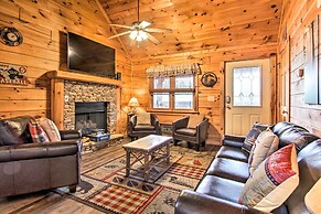 Pigeon Forge Cabin w/ Hot Tub & Mountain Views!
