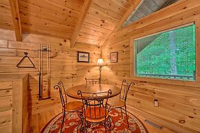 'mountain Dream Cabin' w/ Deck, 7 Mi to Gatlinburg