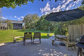 Near Wineries: Historic North Fork Farmhouse!