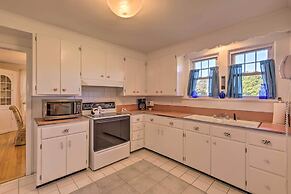 Near Wineries: Historic North Fork Farmhouse!