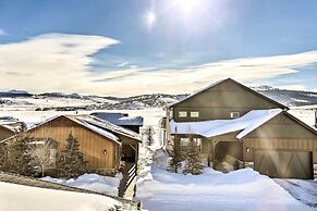 Stunning Alpine Home w/ Hot Tub - Hike & Ski!