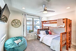 Hike & Ski: Stunning Home w/ Hot Tub in Granby!