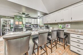 Quaint Cloudcroft Cabin w/ Stunning Forest Views!