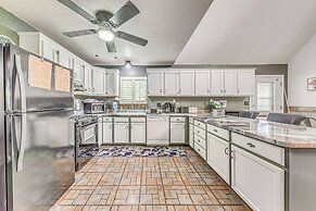 Quaint Cloudcroft Cabin w/ Stunning Forest Views!