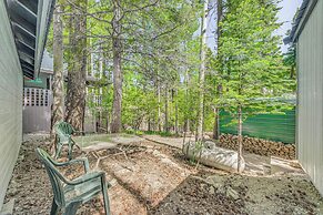 Quaint Cloudcroft Cabin w/ Stunning Forest Views!