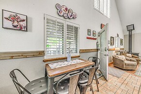 Quaint Cloudcroft Cabin w/ Stunning Forest Views!