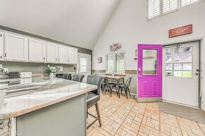 Quaint Cloudcroft Cabin w/ Stunning Forest Views!