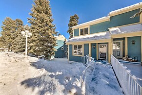 Bright Cloudcroft Condo w/ Game Room + Deck!