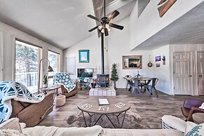 Bright Cloudcroft Condo w/ Game Room + Deck!