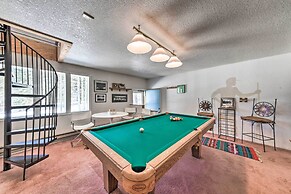 Bright Cloudcroft Condo w/ Game Room + Deck!