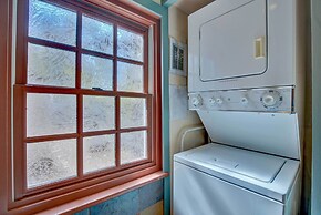 Historic Breck Cabin w/ Hot Tub: Walk to Main St!