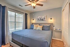 Sun-soaked Lake Taneycomo Condo w/ Furnished Patio