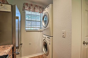 Sun-soaked Lake Taneycomo Condo w/ Furnished Patio