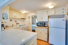 Tropical Island Escape w/ Deck, Walk to Avalon Bay