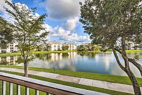 Jupiter Bay Condo w/ Pool < Half Mile to Beach!