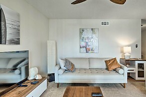 Jupiter Bay Condo w/ Pool < Half Mile to Beach!