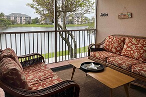 Jupiter Bay Condo w/ Pool < Half Mile to Beach!