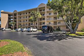 Jupiter Condo w/ Pool Access, Walk to Beach!