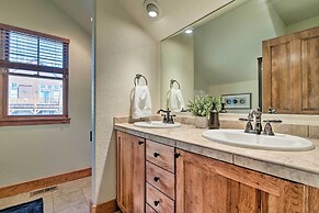 Winter Park Area Cabin, Hot Tub & Mountain Views!