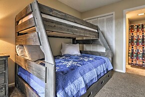 1 Mi to Granby Ranch: Cozy Condo w/ Fireplace