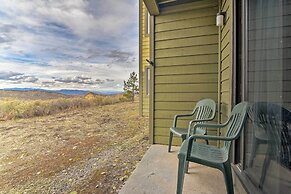 1 Mi to Granby Ranch: Cozy Condo w/ Fireplace