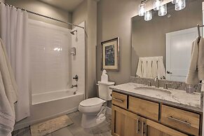 Fraser Retreat, Walk to Ski Shuttle & Main St