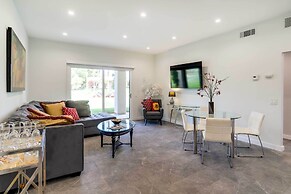 Pool Access: Golf Course Condo in Cathedral City!