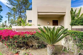 Pool Access: Golf Course Condo in Cathedral City!