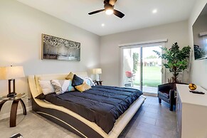 Pool Access: Golf Course Condo in Cathedral City!