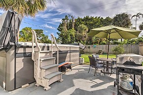 West Palm Beach Bungalow w/ Shared Backyard